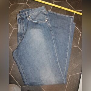 BOSS Jackson Comfort Fit Jeans Relaxed Thigh Bottom NWT W38 L34